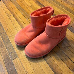 Hot Pink UGG Minis, Womens 8